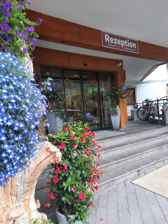 Außenansicht Hotel Auhof