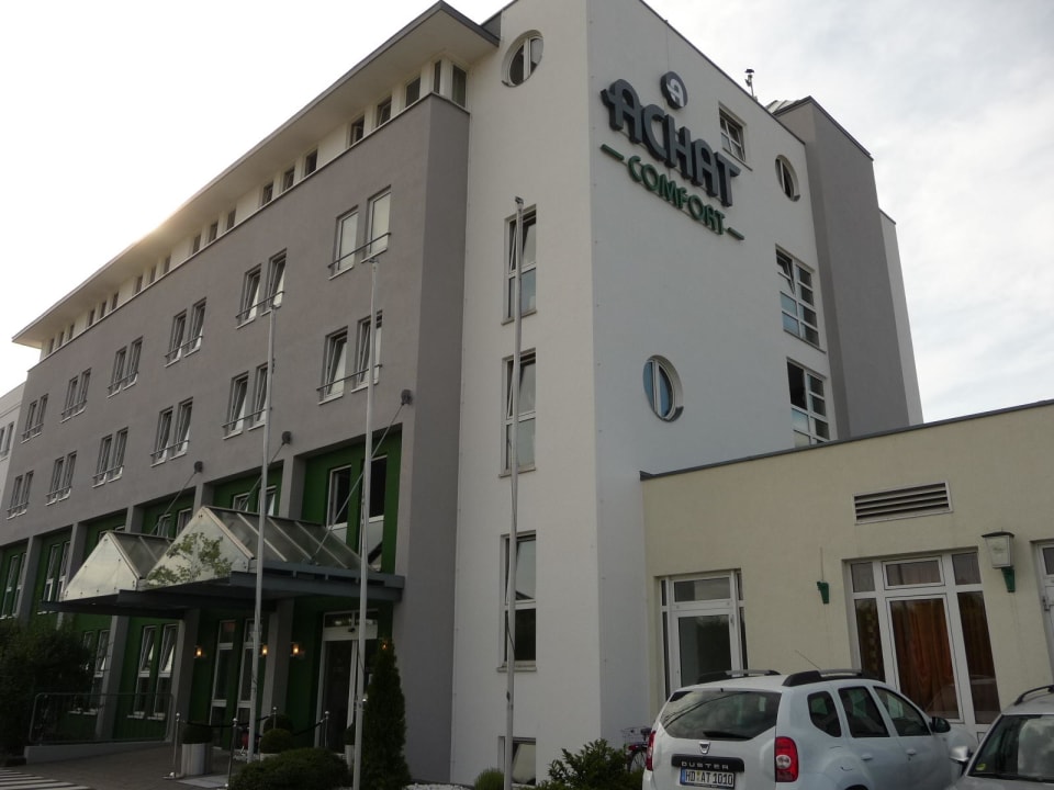 Es war leider sehr laut ACHAT Hotel Hockenheim