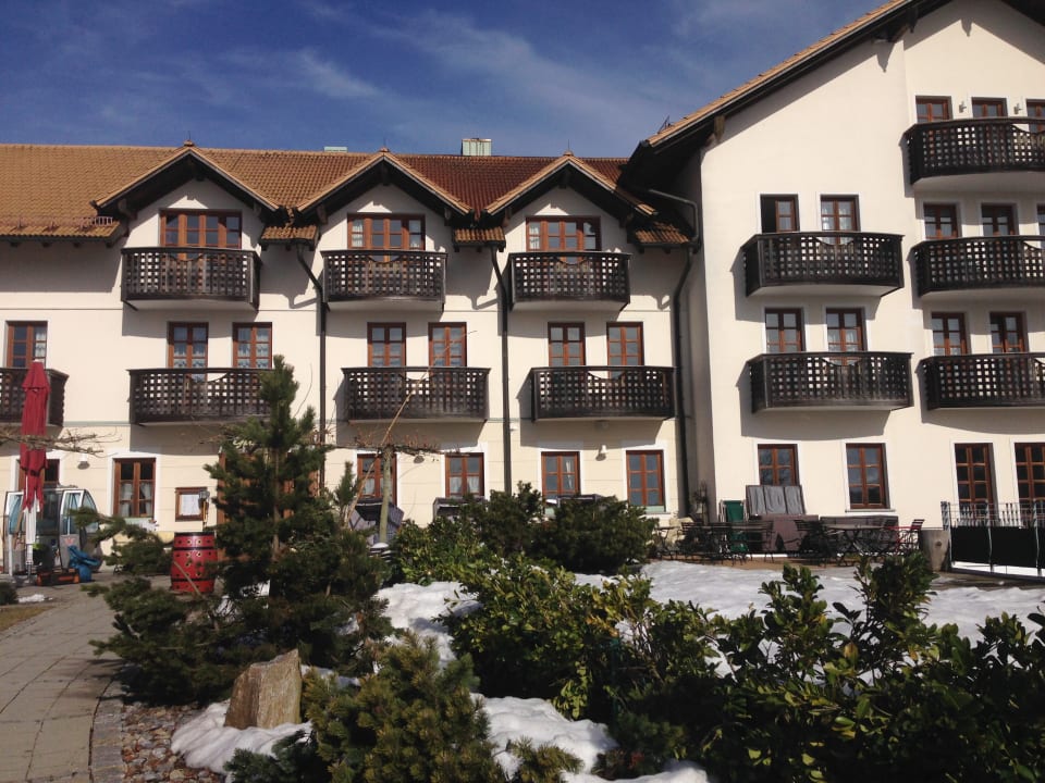 Außenansicht Berghotel Maibrunn