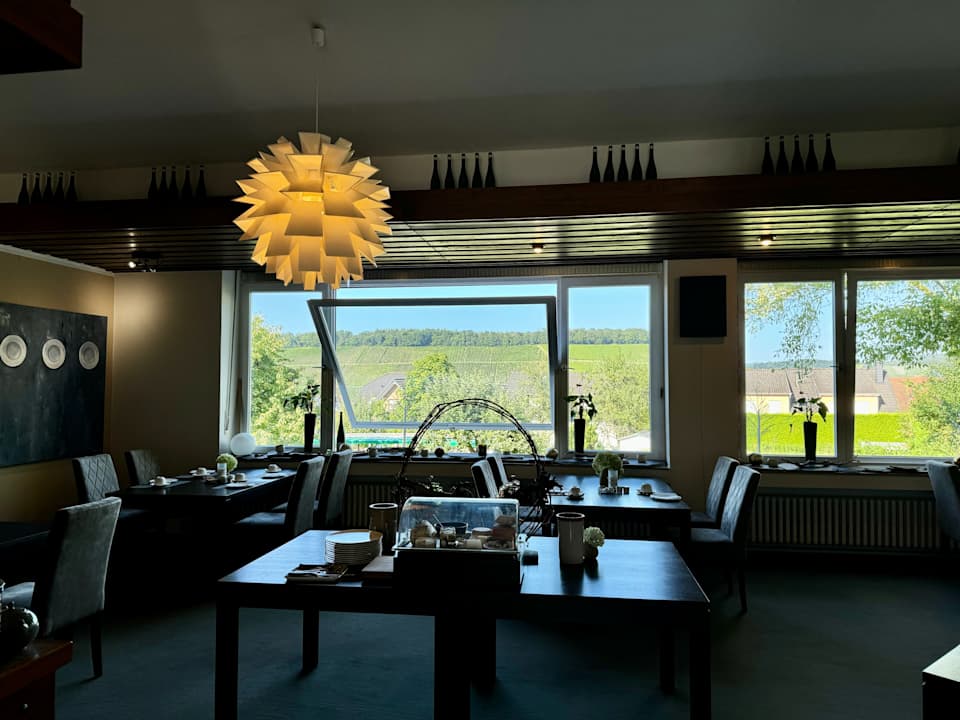 Gastro Weinhotel Ayler Kupp