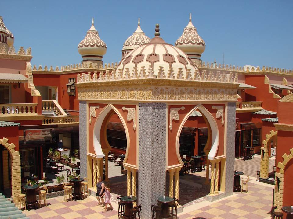 Вид из окна Pickalbatros Alf Leila Wa Leila Resort - Neverland Hurghada