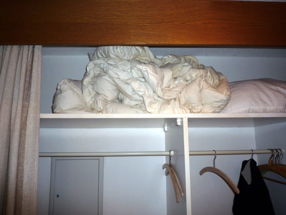 Wandschrank Appartementhotel Haus Berghof