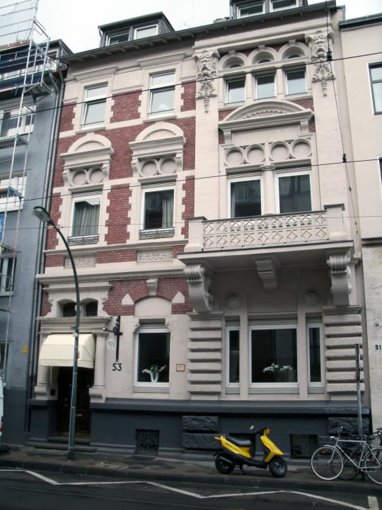 Vorderfront Hotel Stern