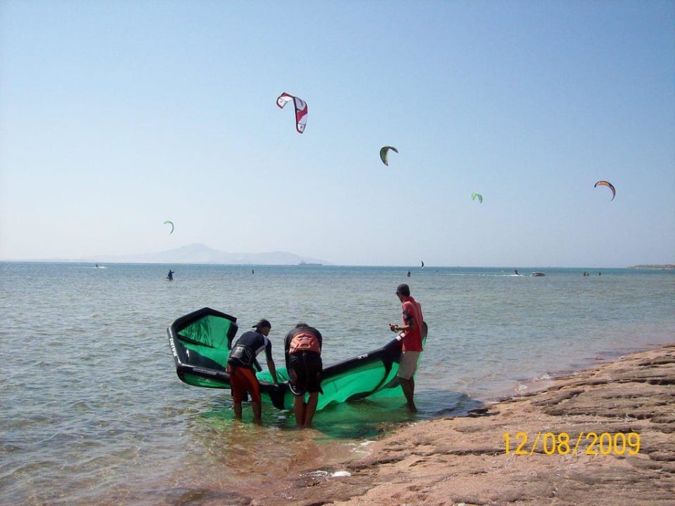 Kite-Surfer Regency Plaza Aqua Park & Spa