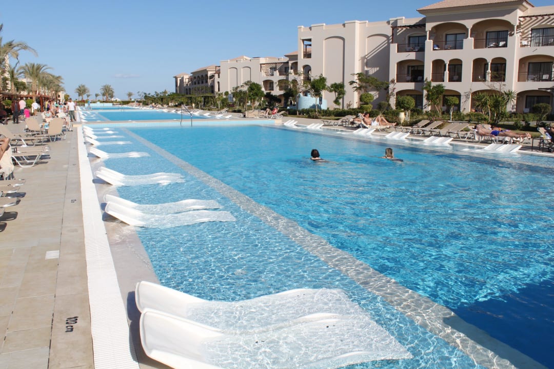 3 Pools hintereinander (einer beheizt!) JAZ Aquamarine Resort