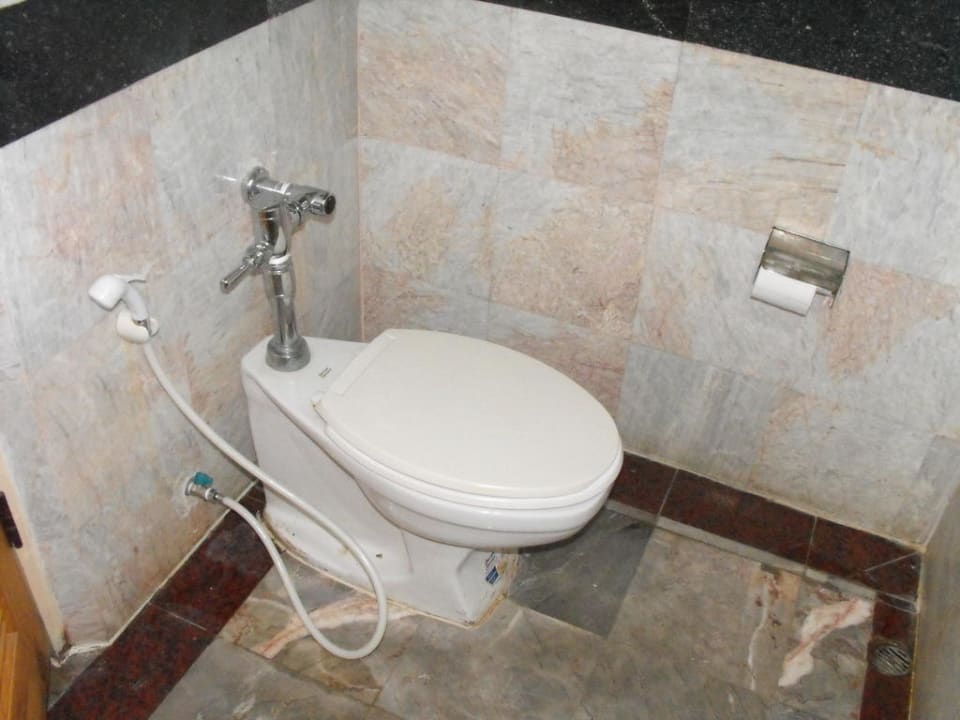 Bad 13 Coins Airport Hotel Min Buri