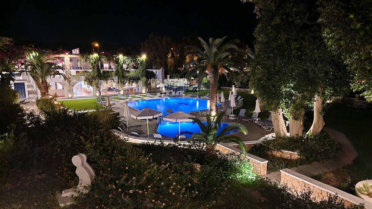 Pool Ekaterini Hotel