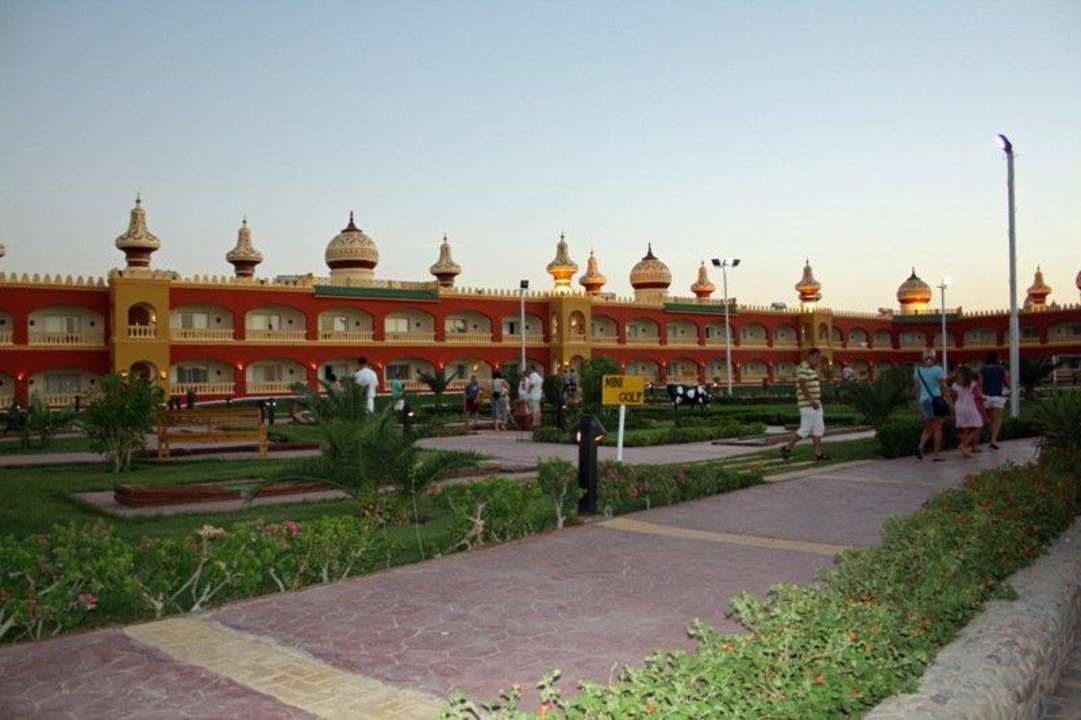 Der Minigolf-Platz Pickalbatros Alf Leila Wa Leila Resort - Neverland Hurghada