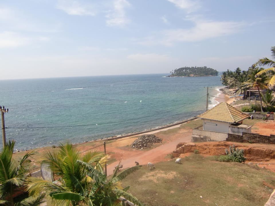 Blick vom Balkon aufs Meer Bochum Lanka Hotel/Resort