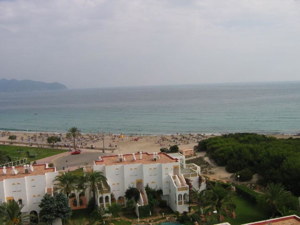 Blick aufs Meer Hipotels Bahia Grande