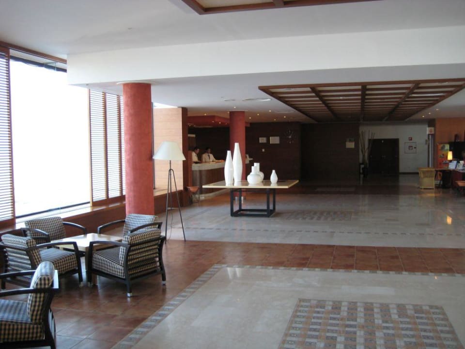Lobby Hotel Costa Calero