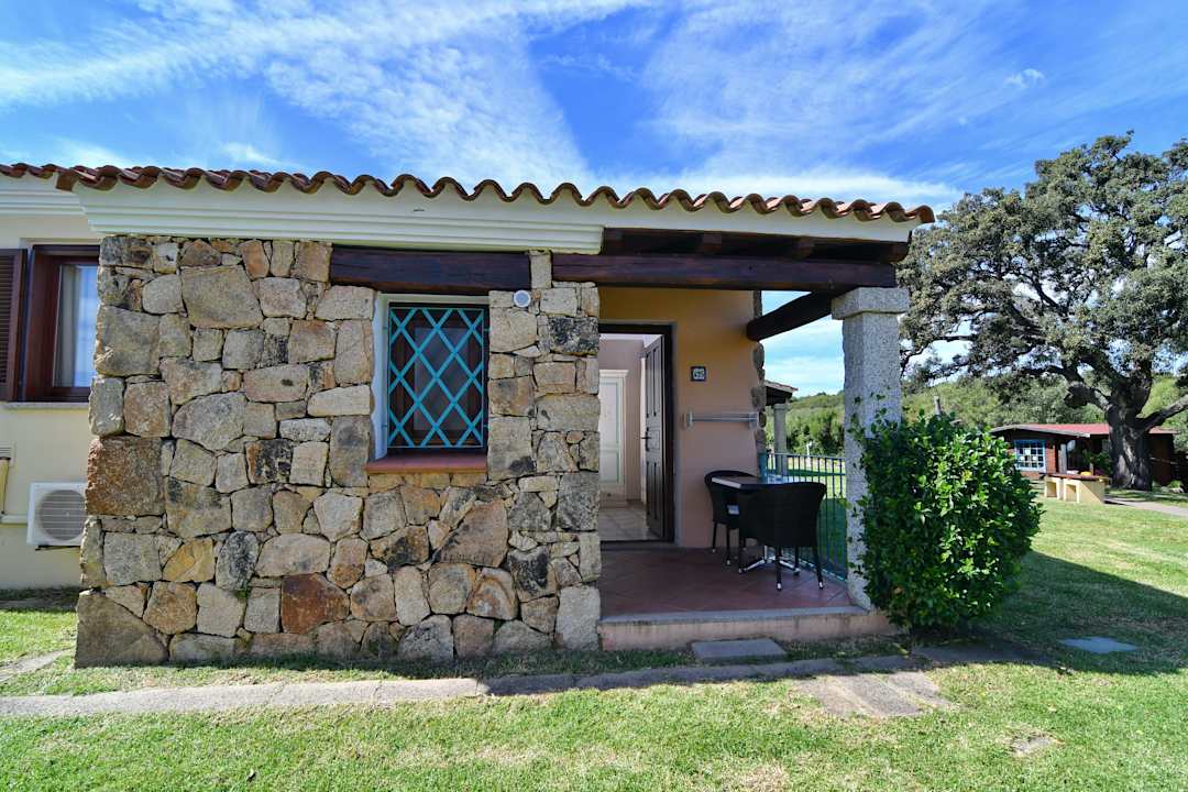 Außenansicht Club Hotel Li Suari