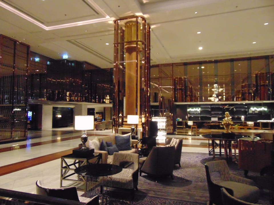 Lobby Bangkok Marriott Marquis Queen's Park