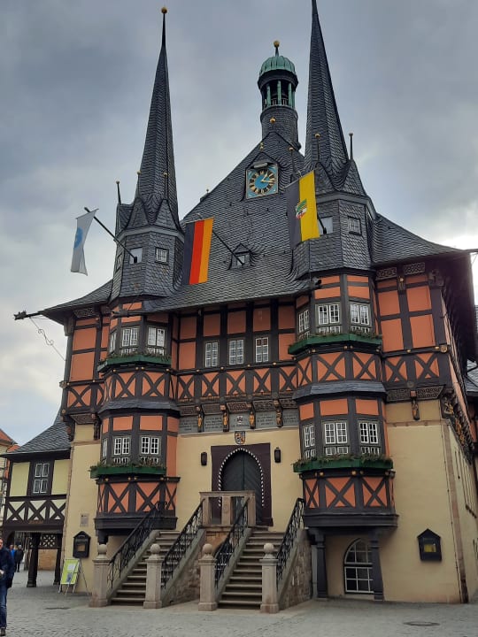 Außenansicht Pension und Restaurant am Nicolaiplatz