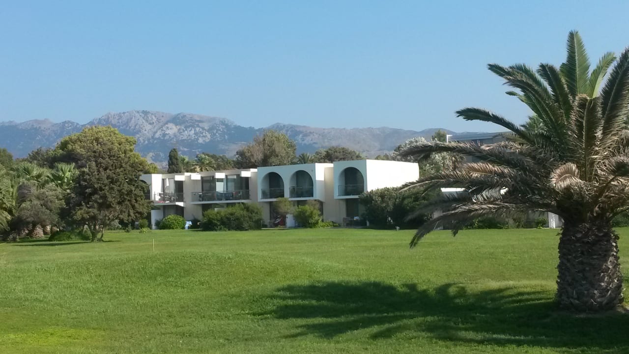 Außenansicht Caravia Beach Hotel