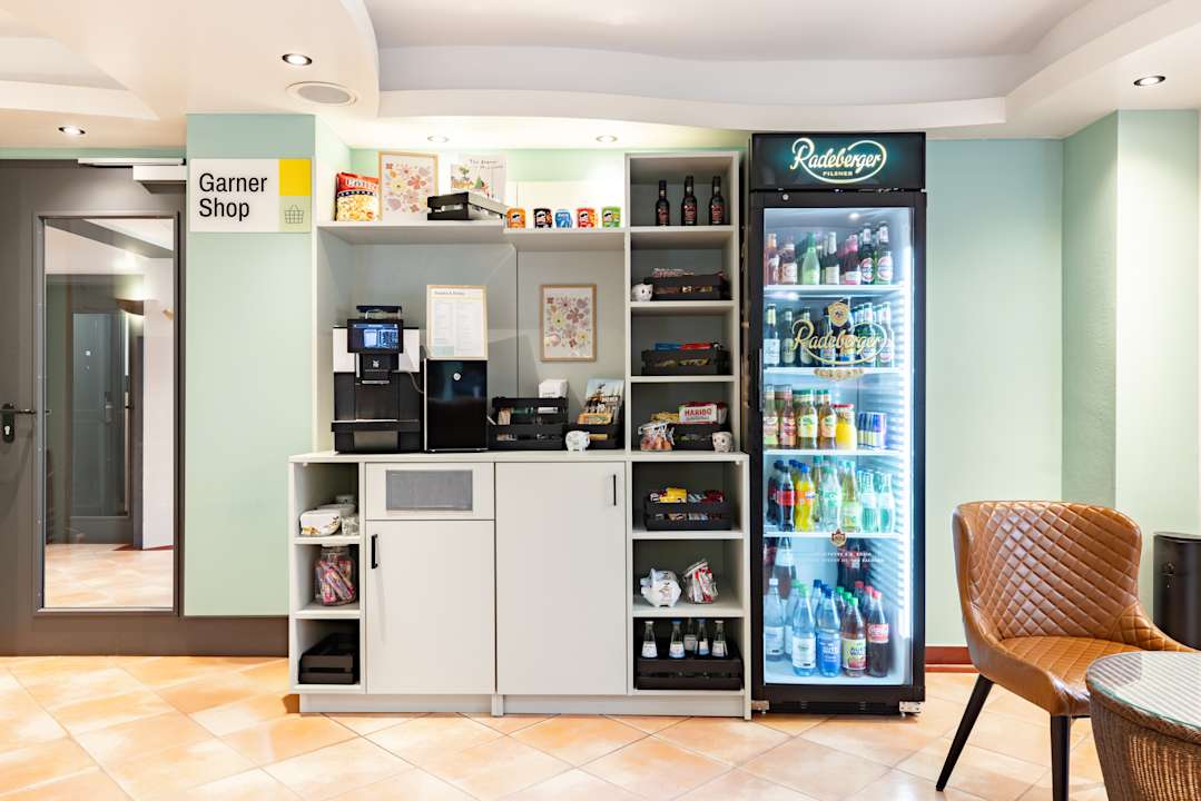 Lobby Garner Hotel Bremen North by IHG