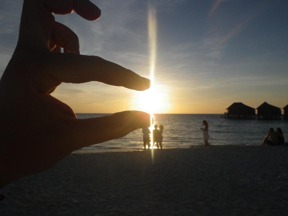 Sonnenuntergang am Sunsetbeach Kuredu Island Resort & Spa