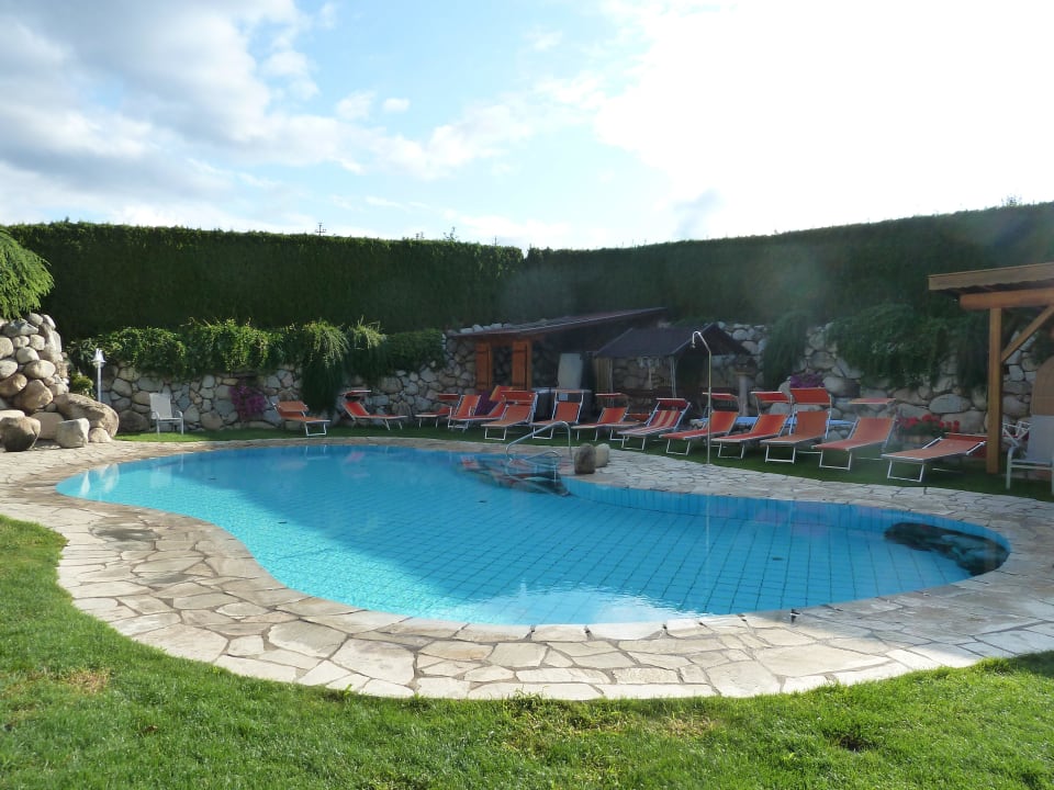 Der schöne Hotelpool Hotel Hubertushof