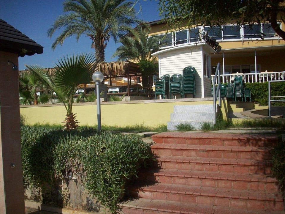 Garten Club Dizalya