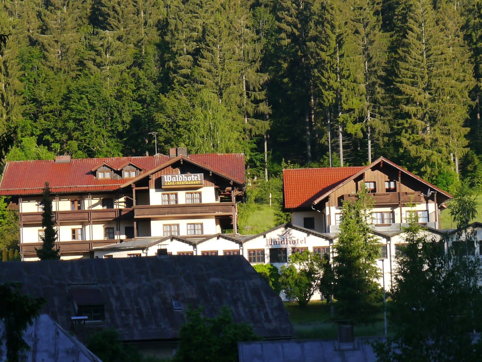 Außenansicht Waldhotel Seebachschleife