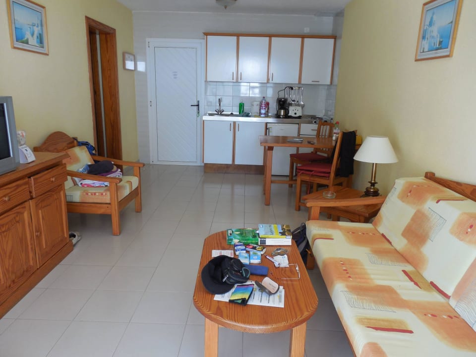 Wohnzimmer mit Küchenzeile Bungalows Playa Limones