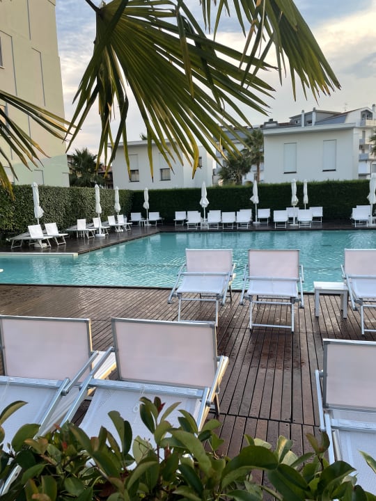 Pool Domino Suite Hotel