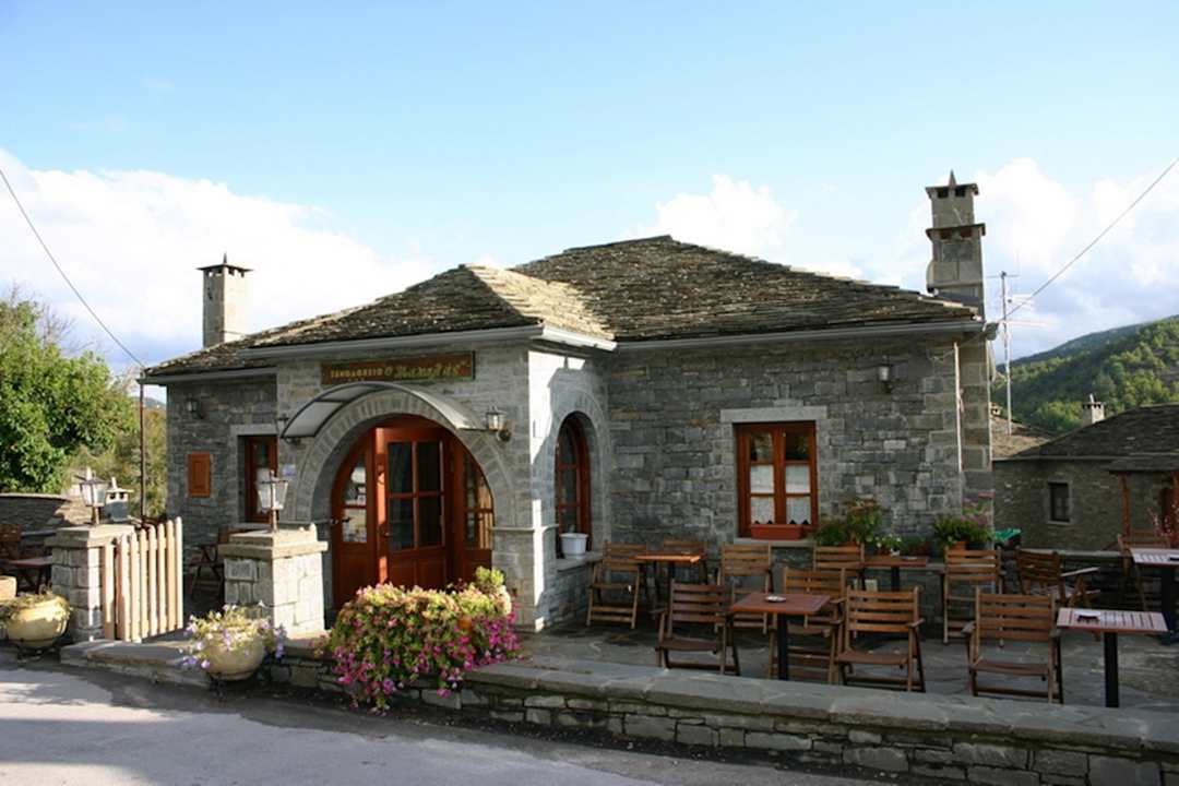 Außenansicht Hotel Machalas