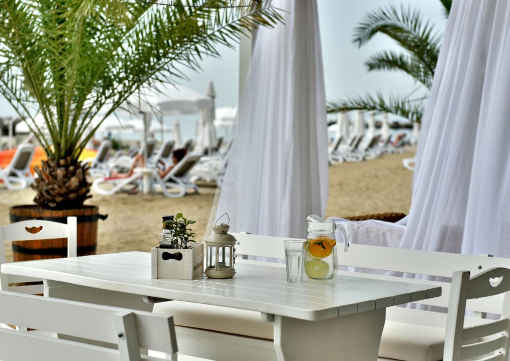 Gastro White Lagoon