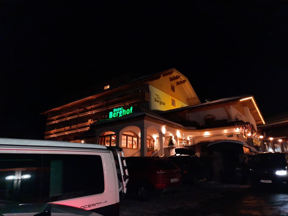 Außenansicht Familienhotel Berghof