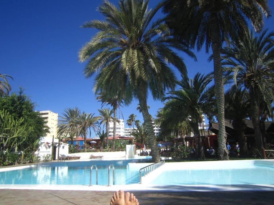 Der Pool HL Miraflor Suites Hotel