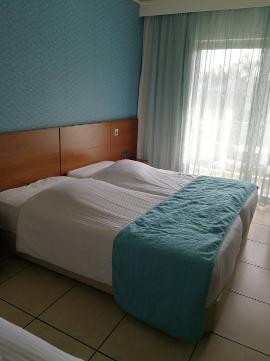 Zimmer Blue Lagoon Resort