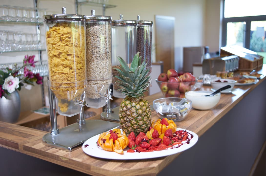 Gastro Hotel Aura Design & Garden Pool