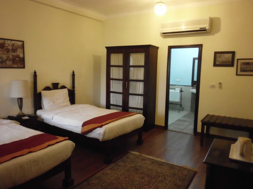 Große Zimmer Hotel Ranbanka Palace