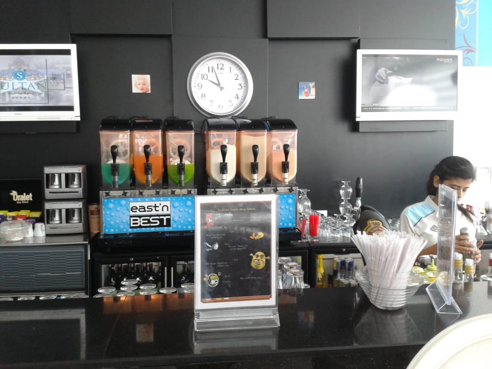 Bar inside Sultan of Dreams Hotel & Spa