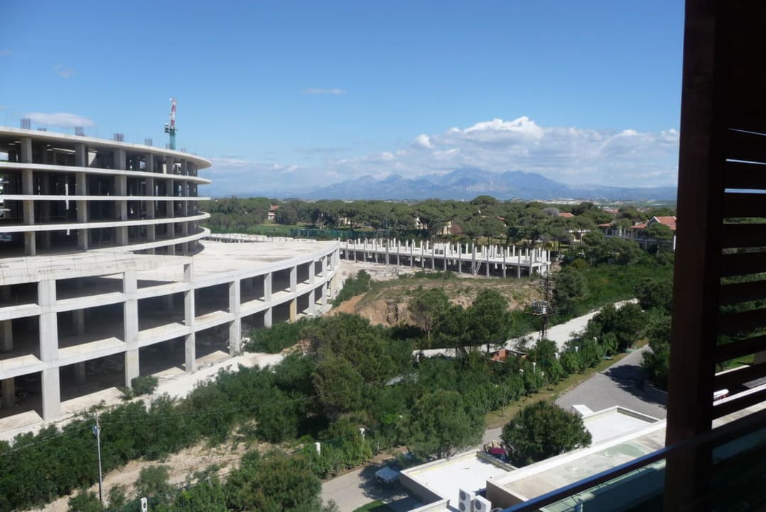 Hauptgebäude Teil A Landausblick Voyage Belek Golf & Spa