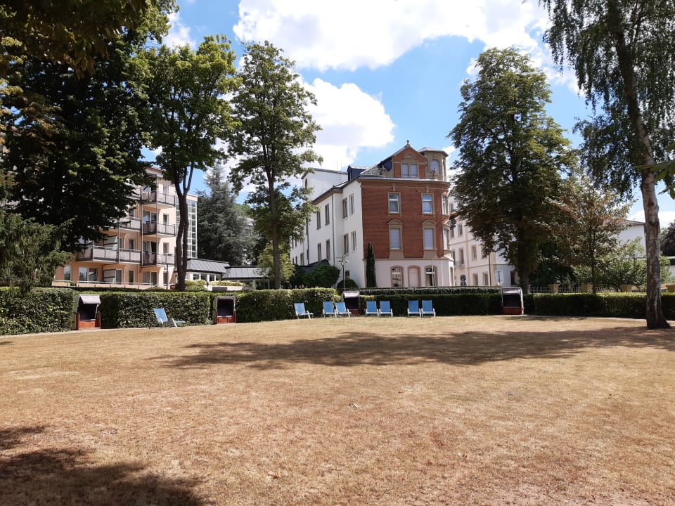 Gartenanlage Hotel Kaiserhof Victoria