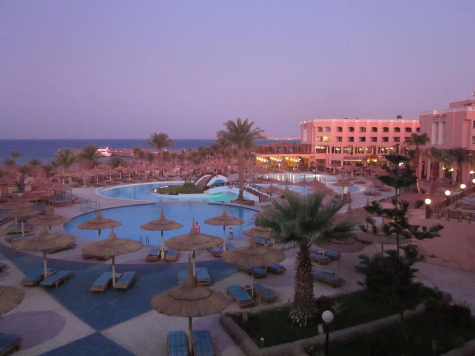 Вид с балкона Beach Albatros Resort