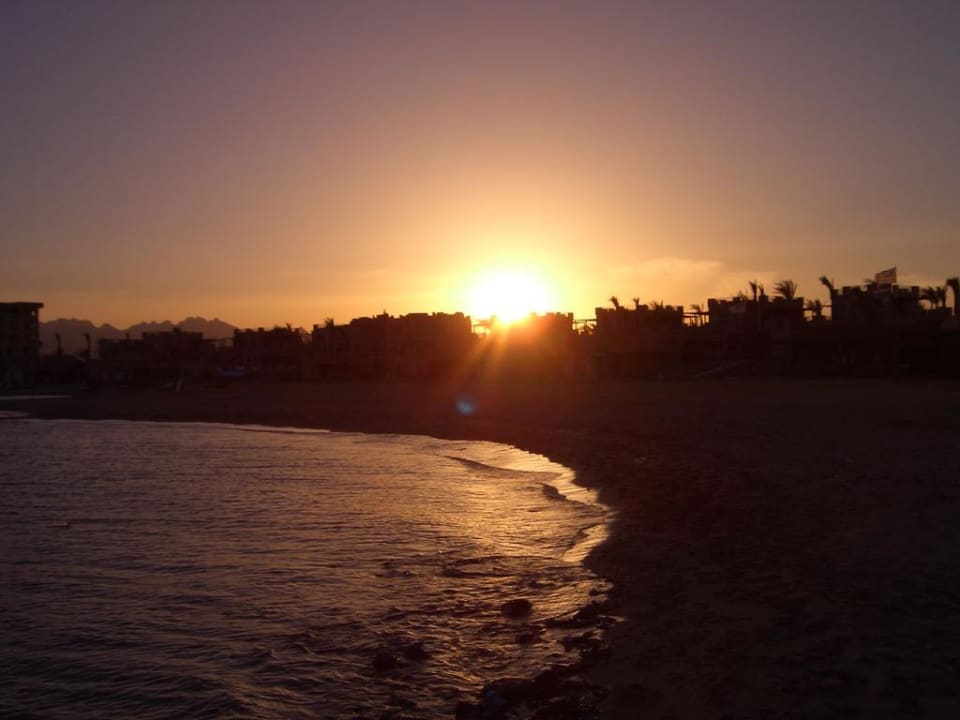 Sonnenuntergang vom Strand gesehen Shams Prestige Abu Soma-Adults Only