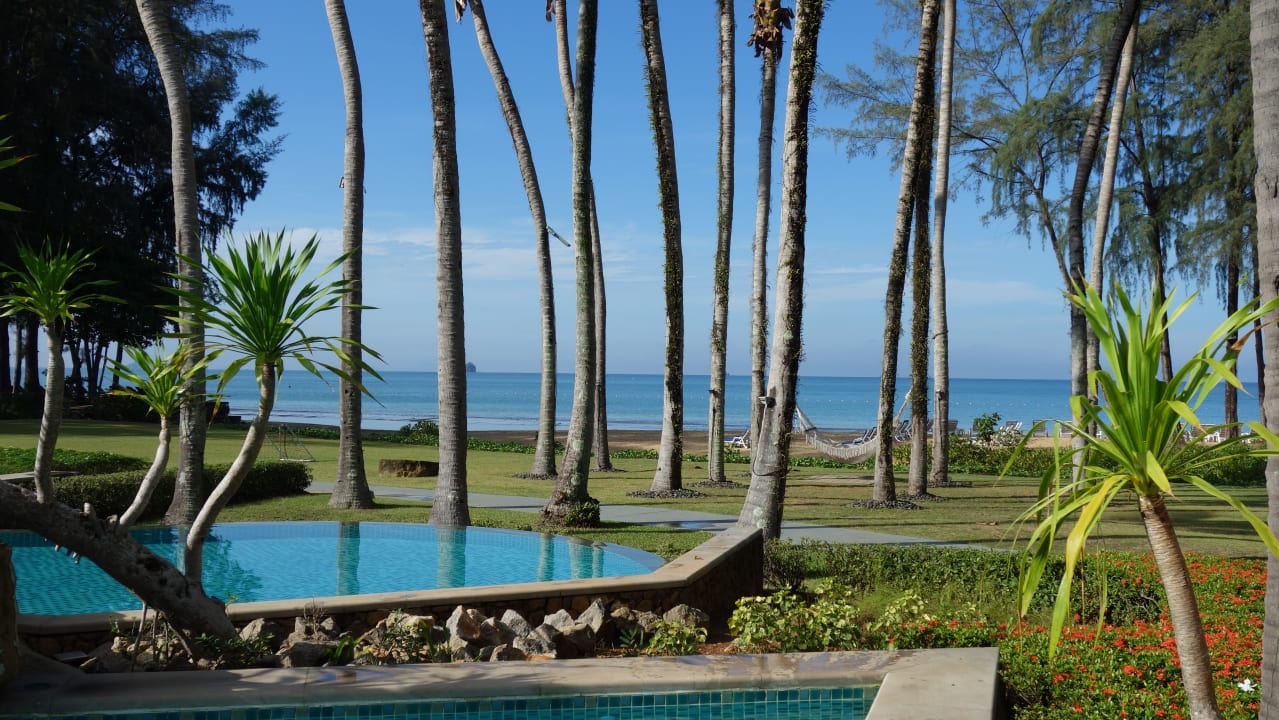 Pool Dusit Thani Krabi Beach Resort