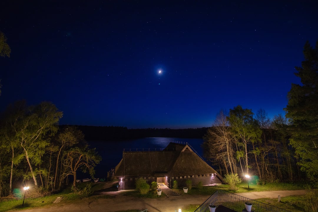 Außenansicht Van der Valk Naturresort Drewitz