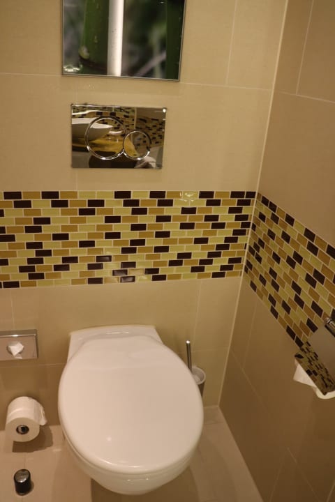 Zimmer Hilton Frankfurt Airport