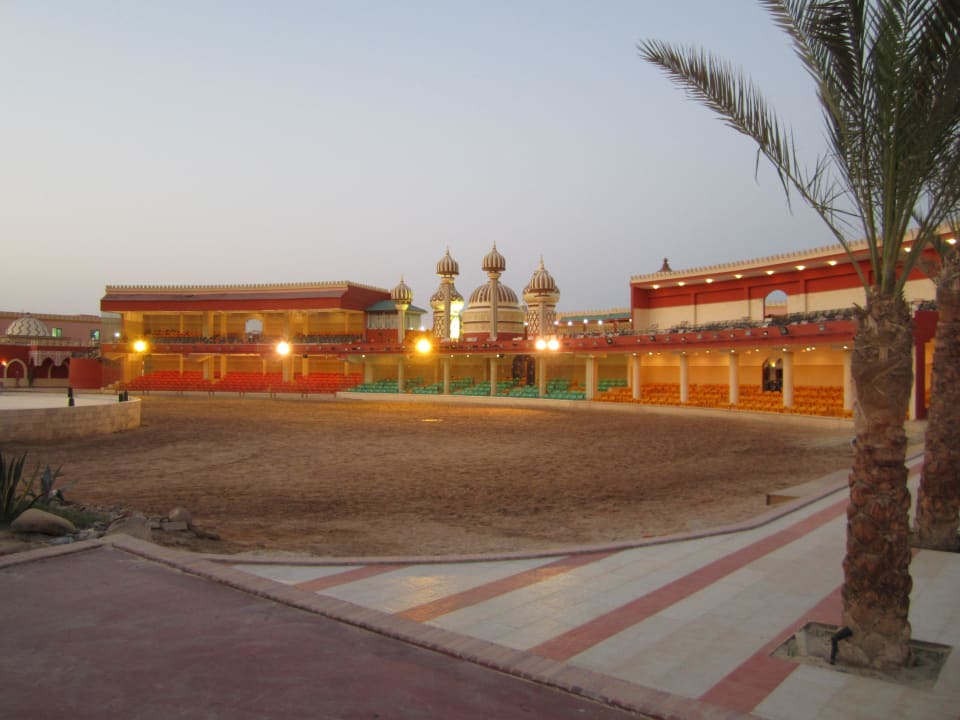 Arena Pickalbatros Alf Leila Wa Leila Resort - Neverland Hurghada
