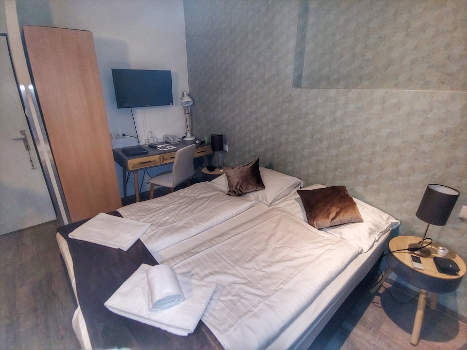 Zimmer Garner Hotel Vienna