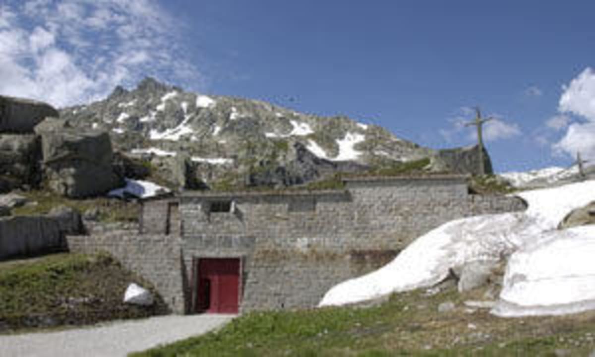 Eingang Hotel La Claustra