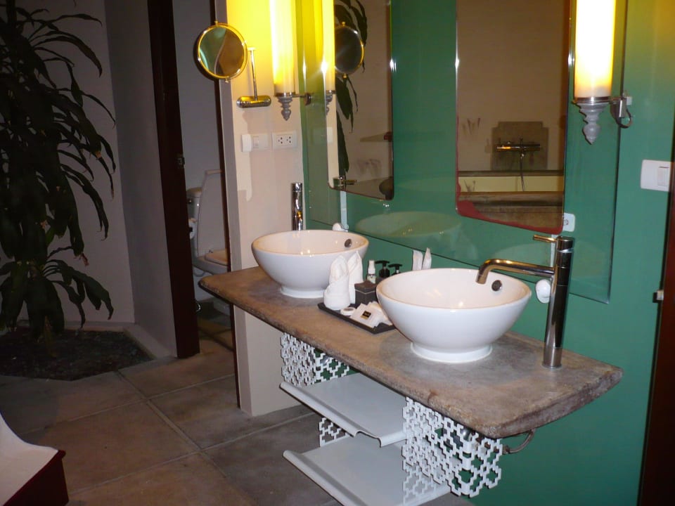Offenes bad Dewa Phuket Resort and Villas