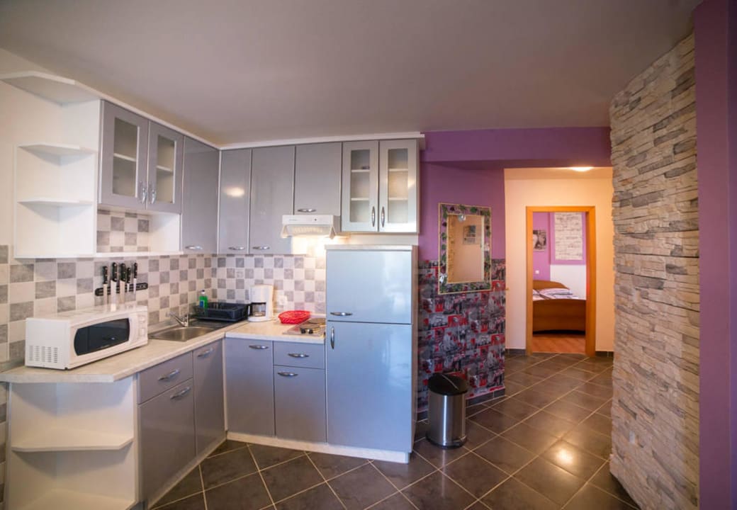 Apartment B Apartments Sanic