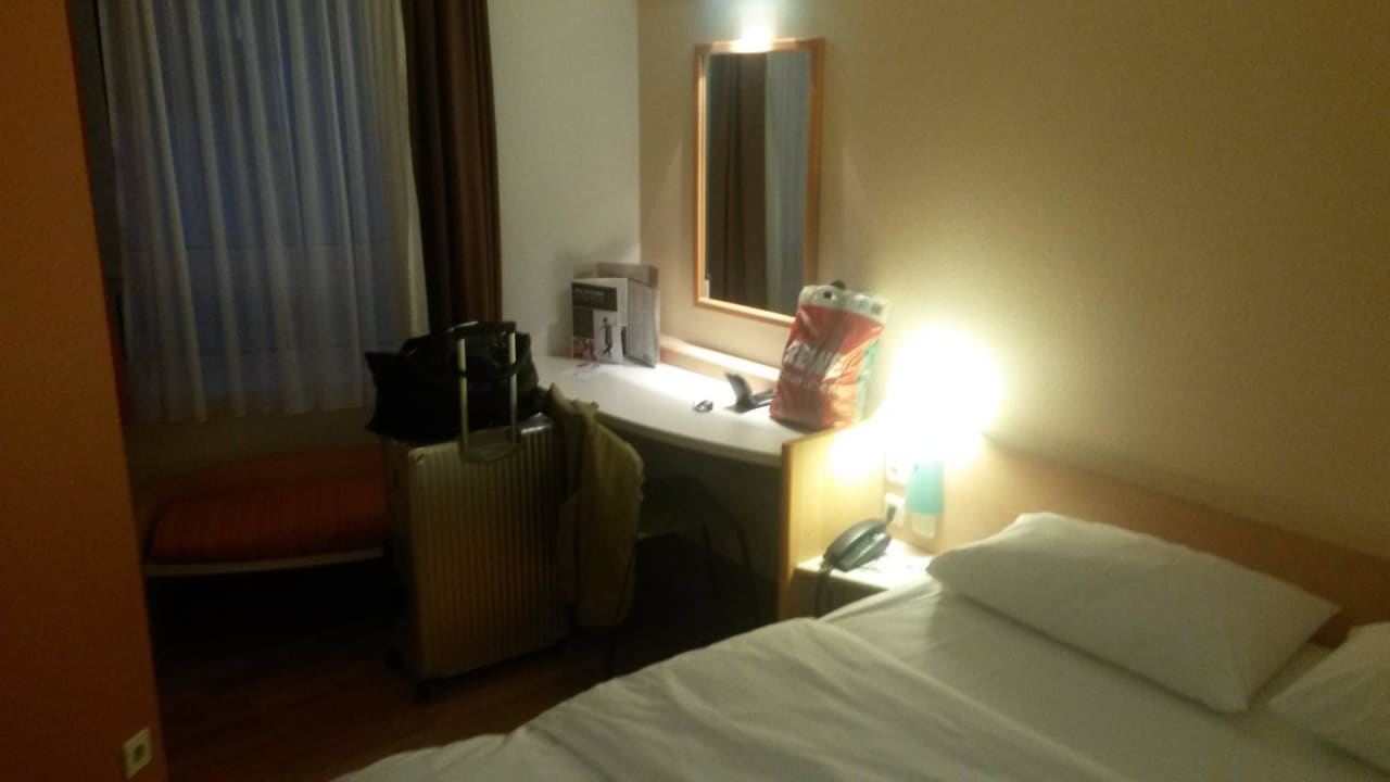 Kompaktes Zimmer Hotel Ibis Frankfurt Centrum
