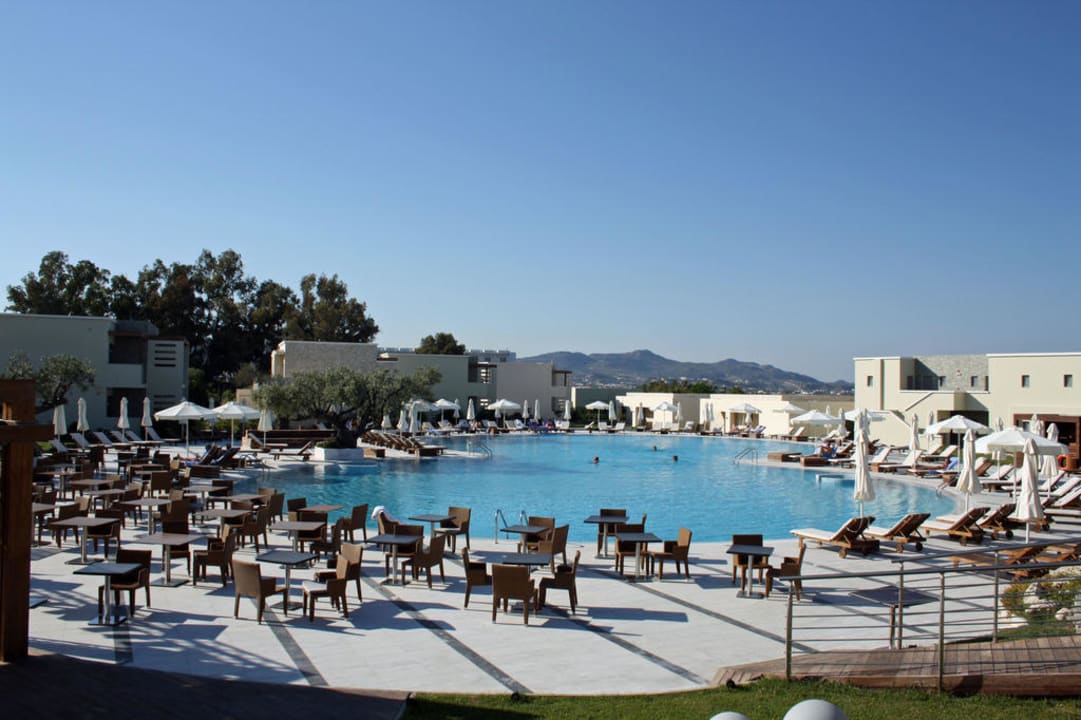 Großer Pool SENTIDO Port Royal Villas & Spa