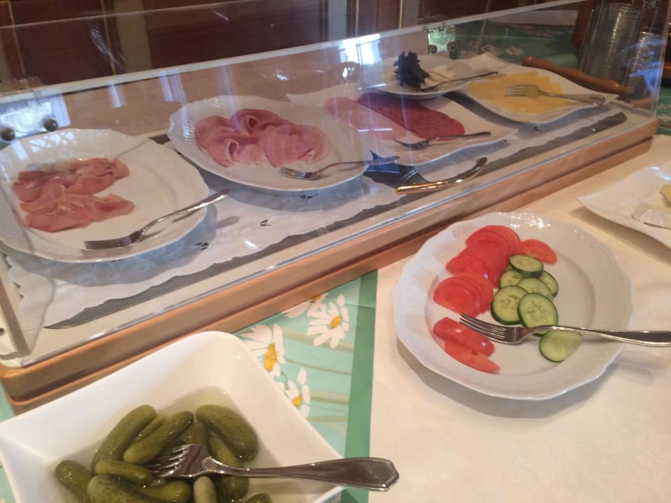 Hygienisch präsentiert und gute Qualität Hotel Gasthaus Auerhahn