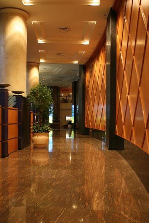 Lobby Le Royal Méridien Beach Resort & Spa Dubai